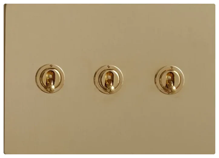 Forbes & Lomax toggle switch, 3-gang in Unlacquered Brass