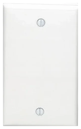 Leviton blank wallplate in White (80714-W)